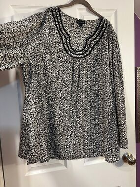Fashion Bug 3X Black & White Printed Scoop Neck Tunic